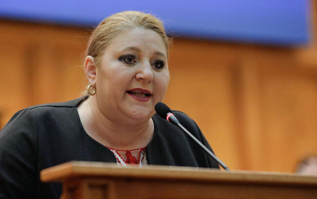 "Zelenski parlamentimə gəlsə, ayaqlarını sındıraram"