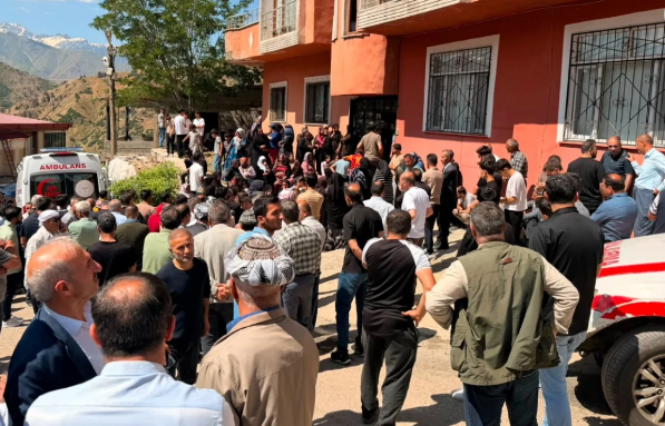 Türkiyədə dəhşətli qətl: Hərbçi qayınatasının evində dörd nəfəri güllələyərək öldürdü
