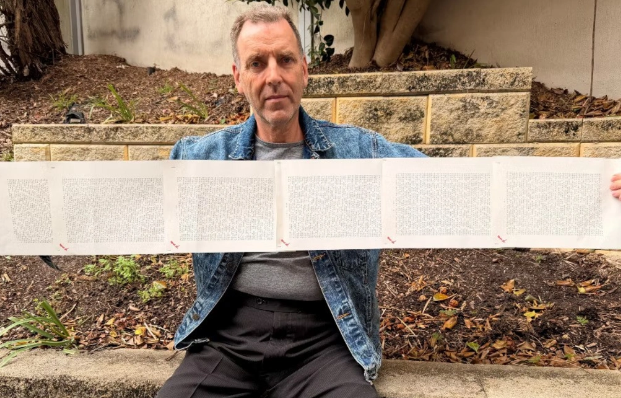 Yeni Zelandiya sakini 2 mindən çox sözdən ibarət adı ilə Ginnesin Rekordlar Kitabına düşdü