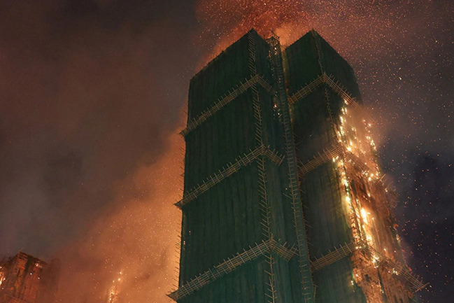 Honq-Konqda yanğınla bağlı saxlanılanların sayı 11-ə çatıb