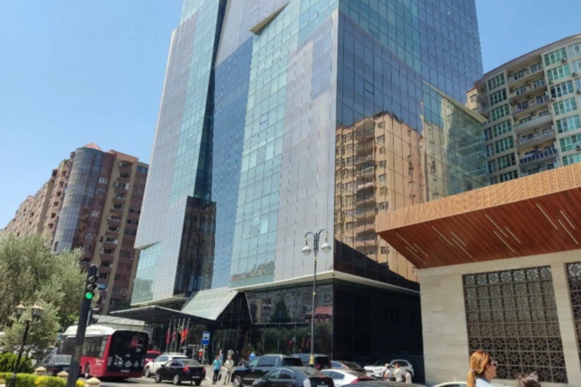 "Hamısına rüşvət vermişəm, kimə istəyirsən, de!" - "Faktor Lizinq" sakinlərin evini əlindən alıb?