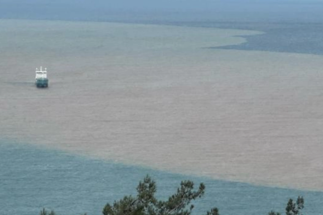 Dəniz rəngini dəyişdi - SƏBƏB