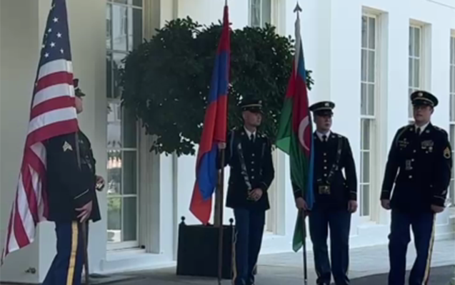 Ağ Ev tarixi görüşə belə hazırlaşır - Video