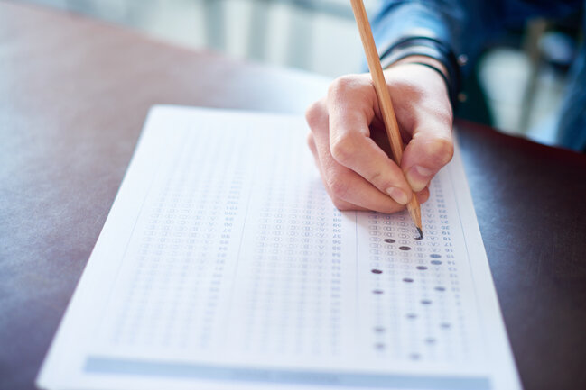 Buraxılış imtahanlarının nəticələri açıqlandı - 8 nəfərin nəticəsi ləğv olunub