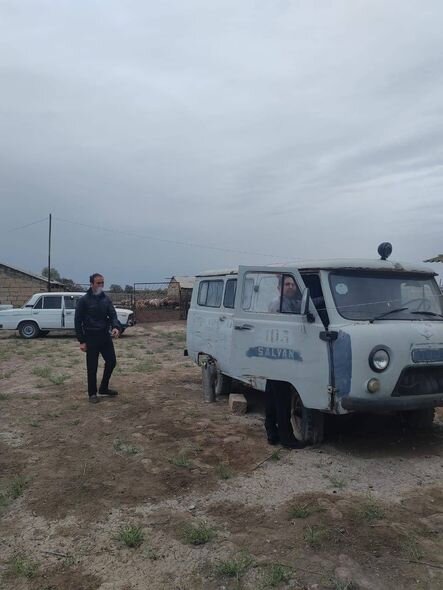 Azərbaycanda təcili yardım maşını sosial şəbəkələrdə diqqət çəkdi - FOTO/VİDEO