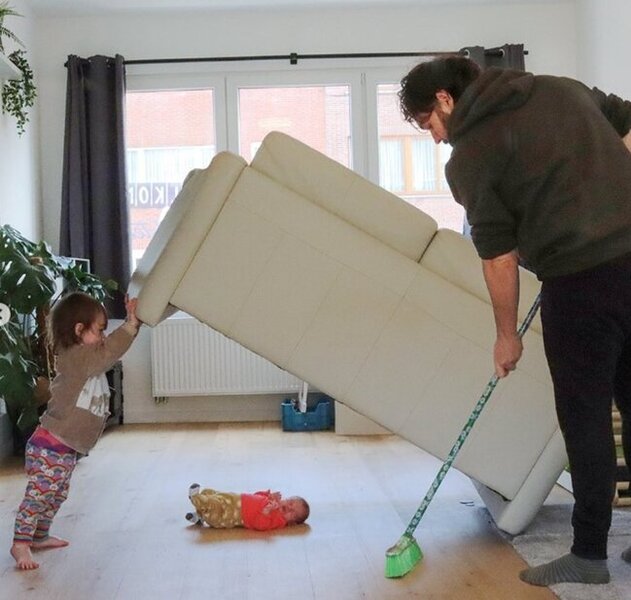 Övladları ilə paylaşdığı Fotoşoplu şəkillər hər kəsi güldürdü