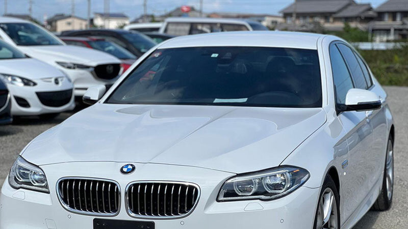 Bakıda BMW 528-i marixuananın təsiri altında sürdü, qəza törətdi