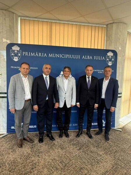 Elçin Yusubov Rumıniyada: Qarabağ şəhərləri ilə əməkdaşlığın genişləndirilməsi müzakirə edildi