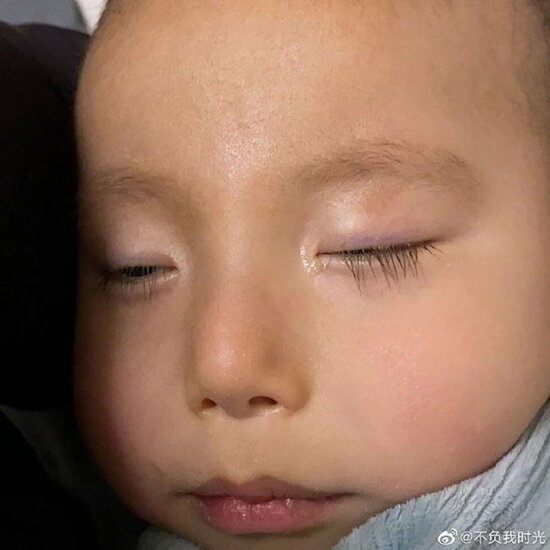 Oğlunu sağaltmaq üçün evində laboratoriya düzəltdi - FOTO