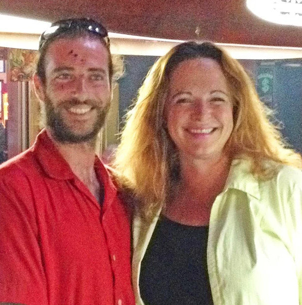 DƏHŞƏT: Bacı-qardaş 15 il sevgili oldu və evləndi/ FOTOLAR