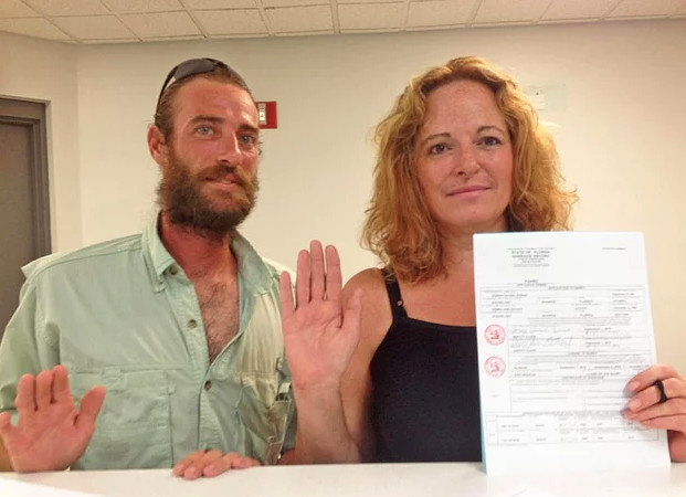 DƏHŞƏT: Bacı-qardaş 15 il sevgili oldu və evləndi/ FOTOLAR