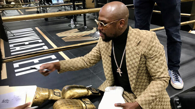 Tarixin ən zəngin boksçusu müflis oldu