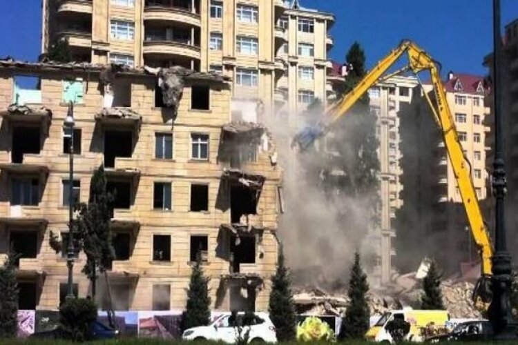 Beş mərtəbəli binalar nə vaxt SÖKÜLƏCƏK? - CAVAB