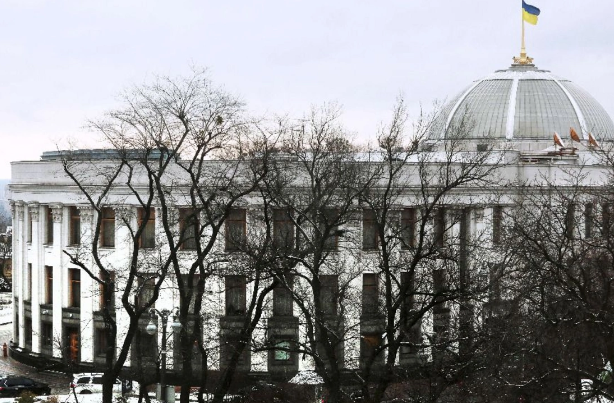 Ukraynada deputatlardan ibarət cinayətkar qrup ifşa olunub