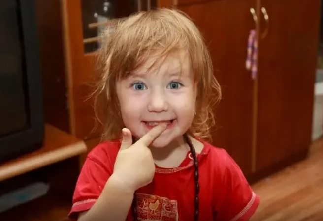 "Afərin" deməyi dayandırın: uşağa bunun əvəzinə...