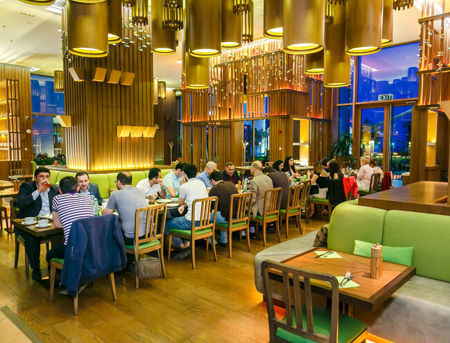 Norm Sement mətbuat nümayəndələri üçün iftar süfrəsi təşkil edib