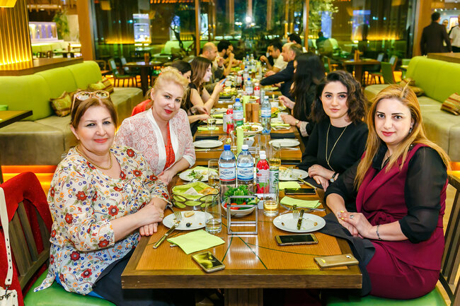 Norm Sement mətbuat nümayəndələri üçün iftar süfrəsi təşkil edib