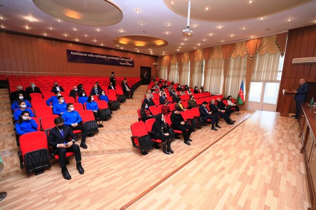 Paytaxt rayonlarında "Bizim böyük Qələbəmiz" kitabının təqdimatı keçirilir