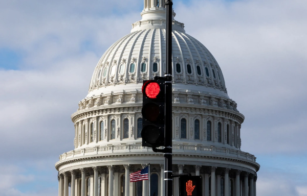 Trampdan xəbərdarlıq: ABŞ hökuməti oktyabrın 1-dən fəaliyyətini dayandıra bilər