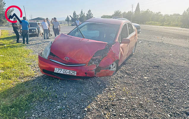 Tərtərdə avtomobillər toqquşdu - 4 nəfər xəsarət aldı