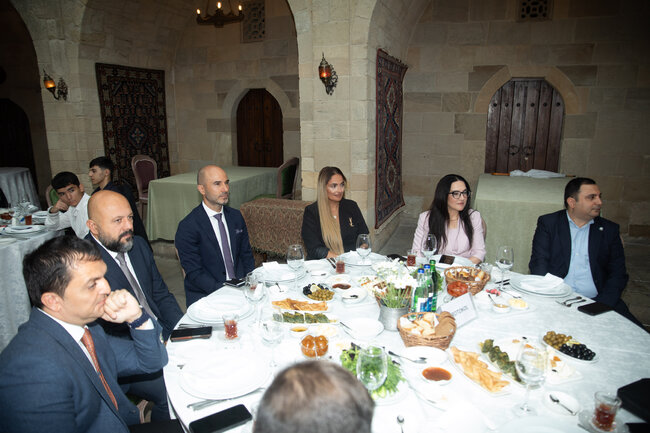 "Əmanətə Sədaqət" layihəsi çərçivəsində şəhid övladları üçün Bilik Günü tədbiri keçirilib