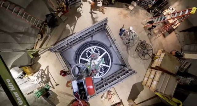 Dağın içərisində 10 min il vaxtı ölçəcək saat tikir! ARAŞDIRMA - FOTO+VİDEO