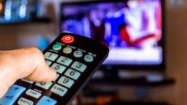 Azərbaycan telekanallarında qadağadan sonra efirlər BELƏ OLDU - VİDEO