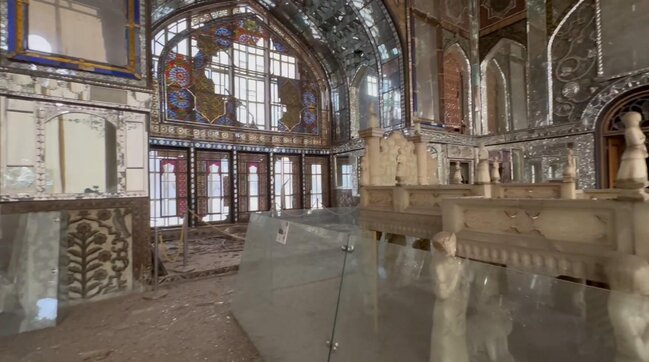 Səfəvilərin İranda tikdirdiyi "Gülüstan" sarayı dağıldı - Fotolar