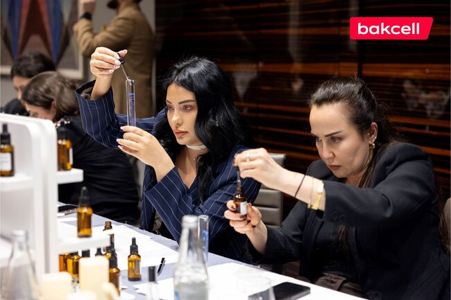 Bakcell 8 Martı xanım jurnalistlərlə birgə qeyd edib