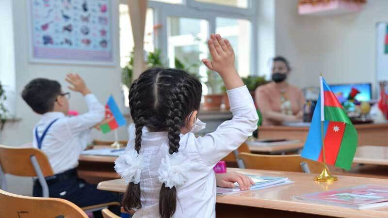 Bu məktəblərdə 1-ci sinfə qəbul müsabiqə ilə aparılacaq (RƏSMİ)