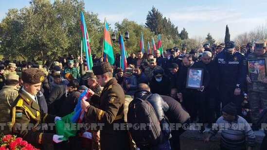Kəlbəcərdə şəhid olan hərbi qulluqçu dəfn edilib - YENİLƏNİB + FOTO