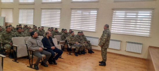 Azad edilmiş ərazilərdə hərbi qulluqçularla görüşlər keçirilib - FOTO