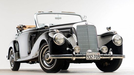 62 illik Mercedes-Benz alıcısını gözləyir - FOTOLAR