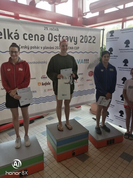 Azərbaycan üzgüçüləri beynəlxalq turnirdə beşinci medalı qazanıb