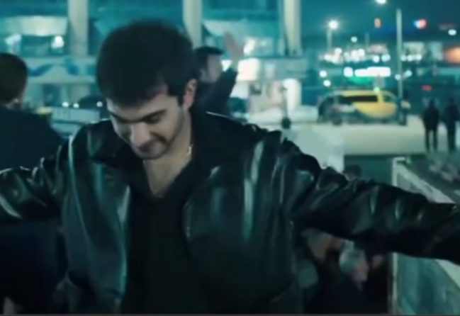 Məşhur türk serialında "Tərəkəmə" rəqsi - VİDEO