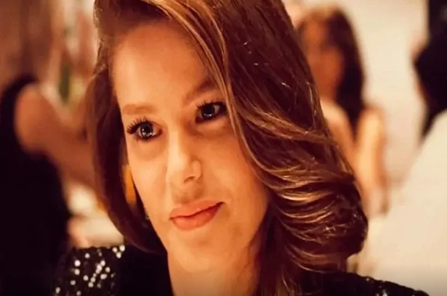 Məşhur ulduzun qızı hamını təəccübləndirdi -FOTO