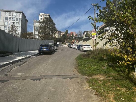 Fəhlələr yol kənarında çanta tapdı: İçinə baxanda DƏHŞƏTƏ GƏLDİ - Naməlum qadın... - FOTOlar