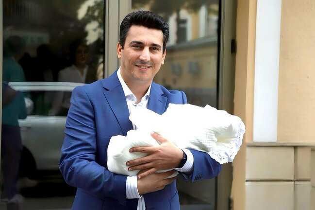 Xəzər Süleymanlı ata oldu