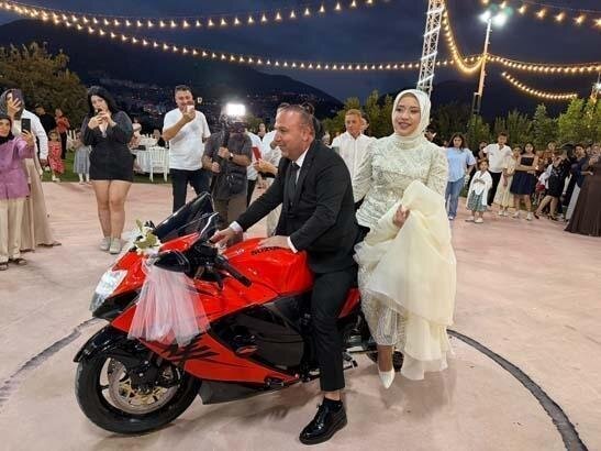 Hamı bu toydan danışır - Bəy və gəlin ELƏ HƏRƏKƏT ETDİ Kİ... - FOTOLAR