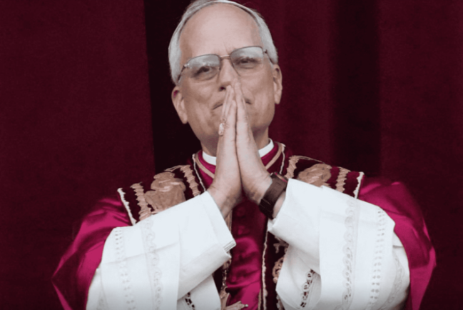 Yeni Roma Papasının saatı görünməmiş səs-küyə səbəb oldu