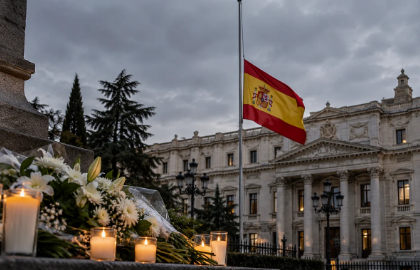İspaniyada üçgünlük matəm elan edildi