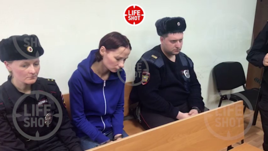 Суд арестовал москвичку, оставившую ребёнка ночью в лесу