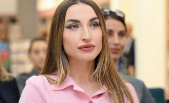 Alyona Əliyeva 8 Mart - Beynəlxalq Qadınlar Günü münasibətilə paylaşım edib