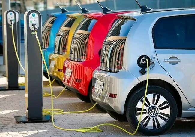 Piyadaları daha çox hansı avtomobillər öldürür? - Elektromobillər, yoxsa...