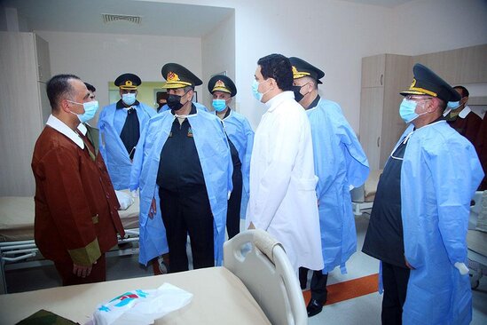 Zakir Həsənov yaralı hərbçilərimizlə görüşdü - FOTO