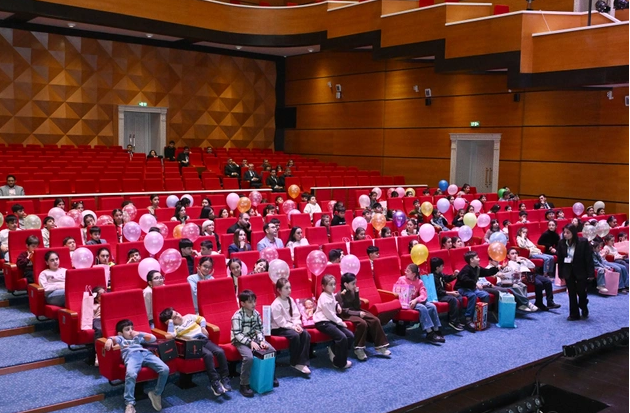 Gəncə Dövlət Dram Teatrında "İsi və Piti" animasiya serialının premyerası olub