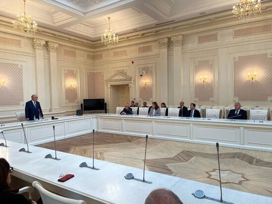 Ali Məhkəmənin hakiminin səlahiyyətlərinə xitam verildi - FOTO