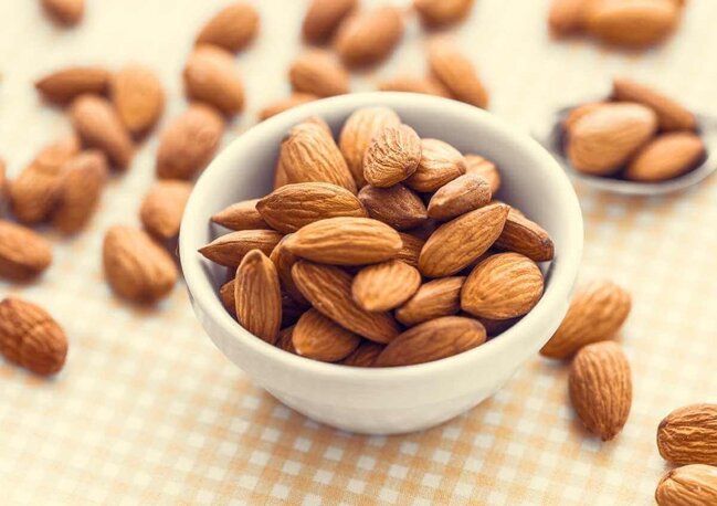 5 ədəd badam yeyib idman et, gör NƏ OLUR...