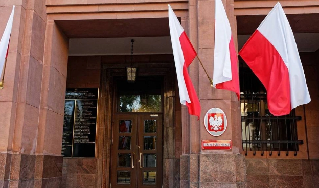 Polşa XİN: "Bakı-İrəvan razılaşması regionda davamlı sülhə yol açır"