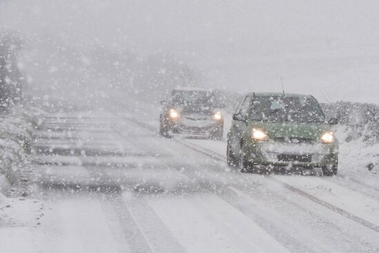 Bəzi yollarda buzlaşma var - AÇIQLAMA